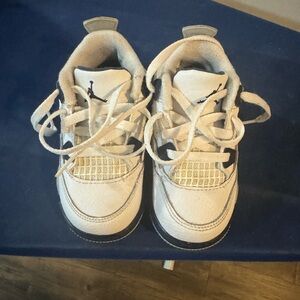 Toddle Retro 4 Jordans